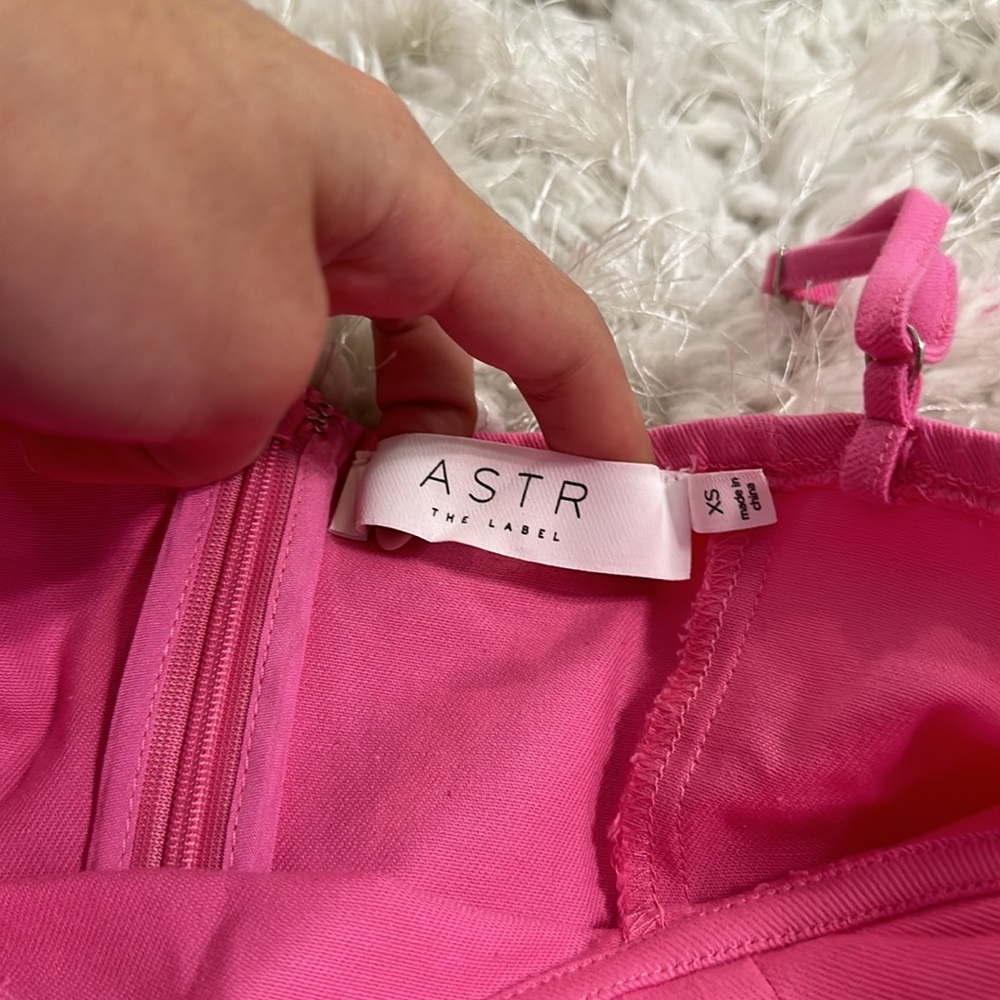ASTR - Picture 4 of 4